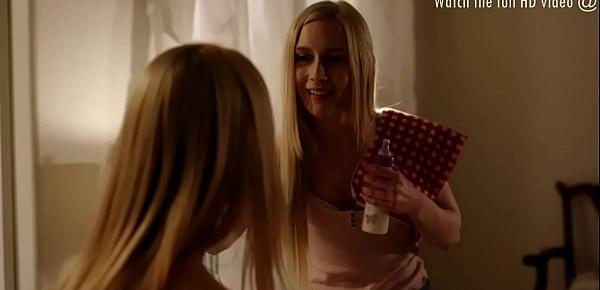  Whya re you boxed up so soon Let me ease you - Sarah Vandella, Emma Starletto